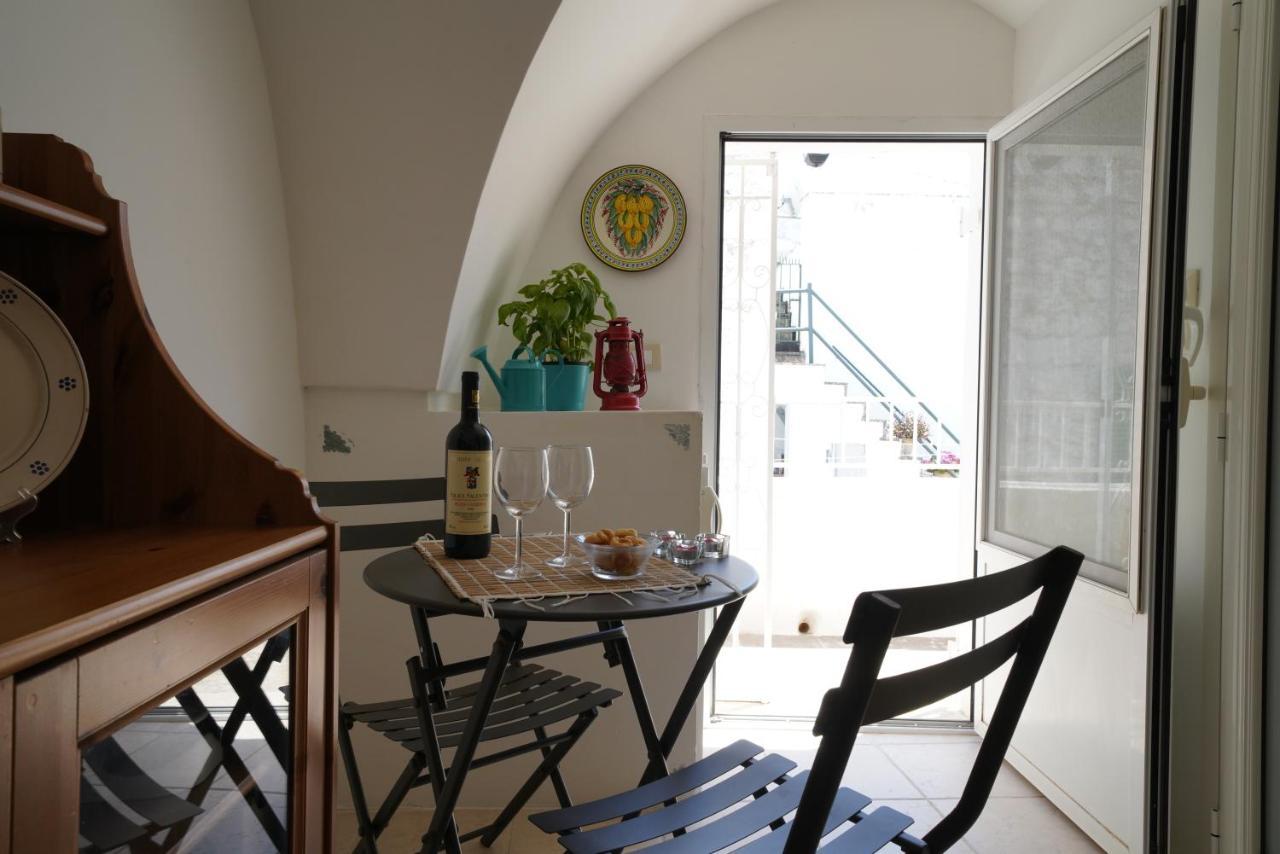 Casa Tea - Nel Cuore Della Citta' Bianca Ostuni Exterior foto